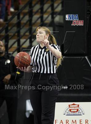 Thumbnail 3 in Mission Prep vs. Branson (CIF State D5 Final) photogallery.
