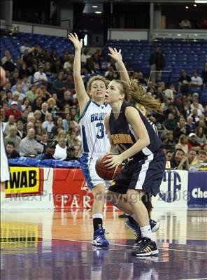 Thumbnail 2 in Mission Prep vs. Branson (CIF State D5 Final) photogallery.