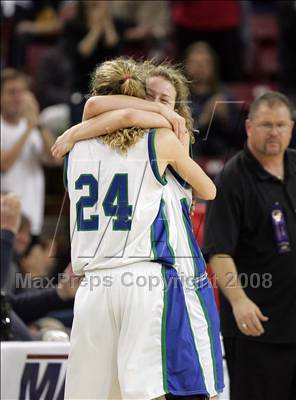 Thumbnail 3 in Mission Prep vs. Branson (CIF State D5 Final) photogallery.