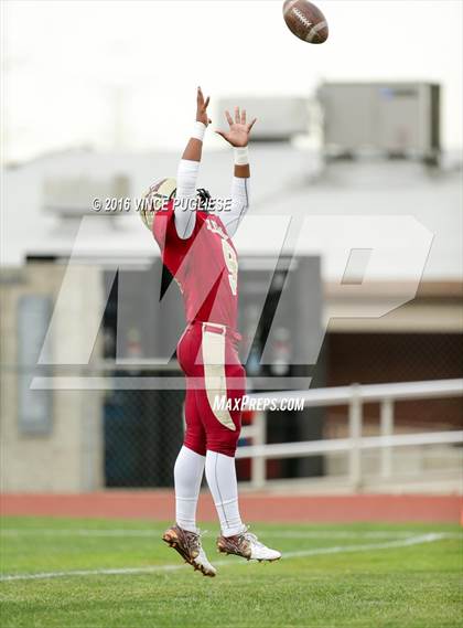 Thumbnail 2 in Loyola @ Alemany photogallery.