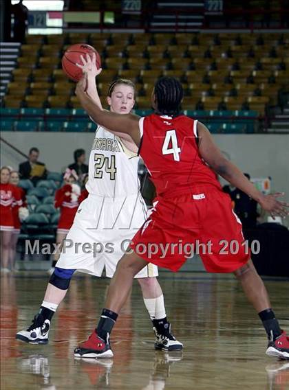 Thumbnail 1 in Monarch vs. Regis Jesuit (5A Quarterfinals) photogallery.