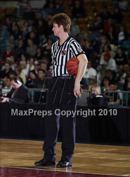 Thumbnail 2 in Monarch vs. Regis Jesuit (5A Quarterfinals) photogallery.
