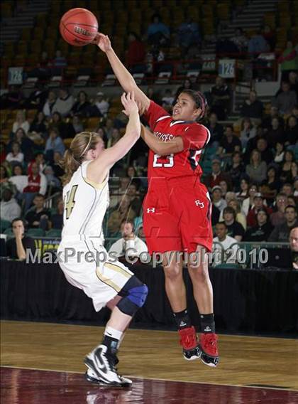 Thumbnail 3 in Monarch vs. Regis Jesuit (5A Quarterfinals) photogallery.
