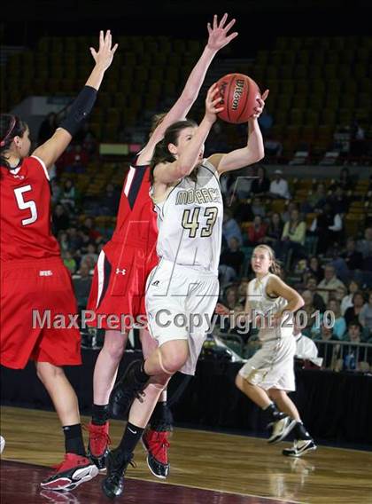 Thumbnail 3 in Monarch vs. Regis Jesuit (5A Quarterfinals) photogallery.