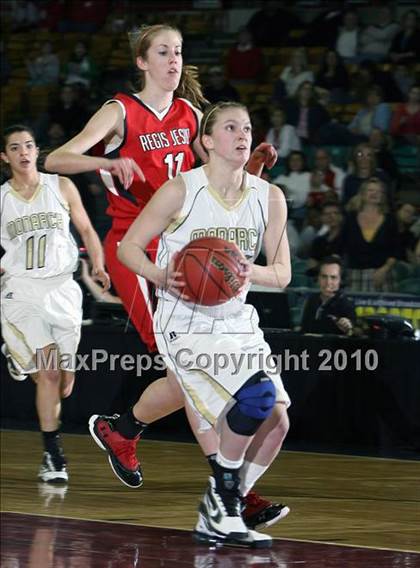 Thumbnail 3 in Monarch vs. Regis Jesuit (5A Quarterfinals) photogallery.