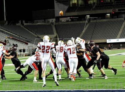 Thumbnail 1 in Salpointe Catholic vs. Chaparral (AIA D2 Final) photogallery.