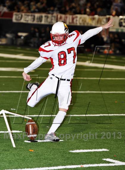 Thumbnail 2 in Salpointe Catholic vs. Chaparral (AIA D2 Final) photogallery.