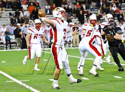 Thumbnail 3 in Salpointe Catholic vs. Chaparral (AIA D2 Final) photogallery.