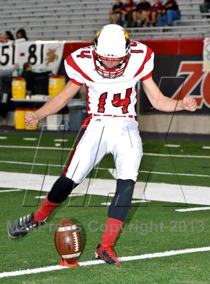 Thumbnail 3 in Salpointe Catholic vs. Chaparral (AIA D2 Final) photogallery.