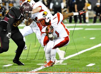 Thumbnail 3 in Salpointe Catholic vs. Chaparral (AIA D2 Final) photogallery.