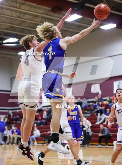 Thumbnail 2 in Brock @ Millsap photogallery.