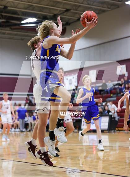 Thumbnail 3 in Brock @ Millsap photogallery.