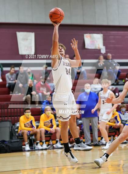 Thumbnail 2 in Brock @ Millsap photogallery.