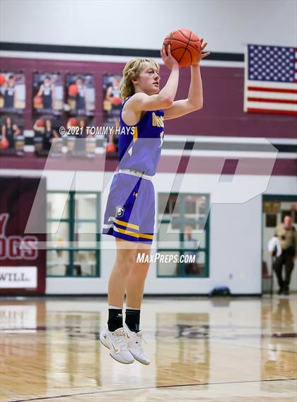 Thumbnail 3 in Brock @ Millsap photogallery.