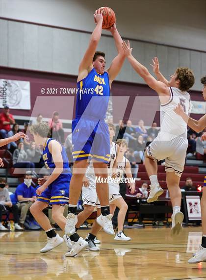 Thumbnail 2 in Brock @ Millsap photogallery.