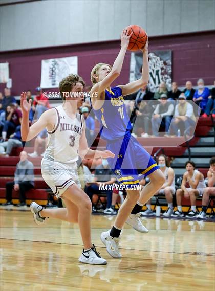 Thumbnail 1 in Brock @ Millsap photogallery.