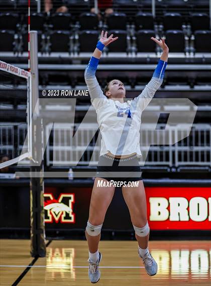 Thumbnail 1 in Stillwater @ Mustang photogallery.