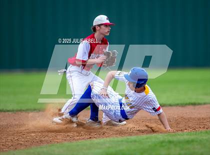Thumbnail 2 in Deweyville @ Evadale photogallery.