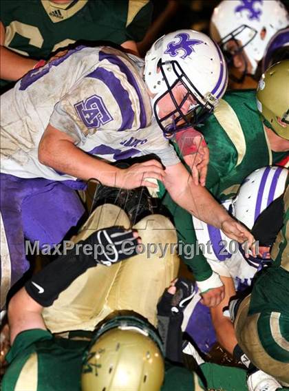Thumbnail 2 in St. Anthony vs. St. Monica photogallery.