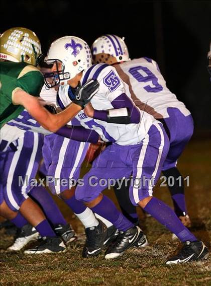 Thumbnail 2 in St. Anthony vs. St. Monica photogallery.