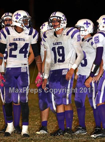 Thumbnail 1 in St. Anthony vs. St. Monica photogallery.