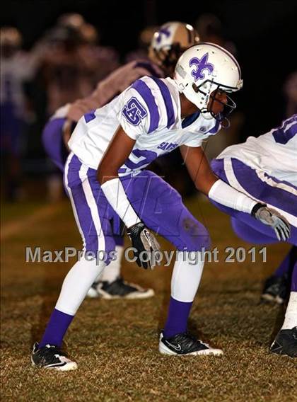 Thumbnail 3 in St. Anthony vs. St. Monica photogallery.