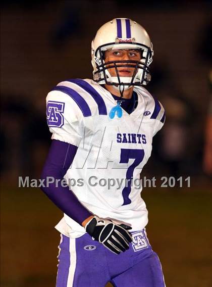 Thumbnail 2 in St. Anthony vs. St. Monica photogallery.