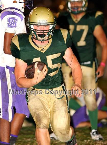 Thumbnail 2 in St. Anthony vs. St. Monica photogallery.