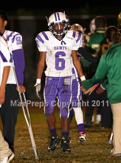 Thumbnail 1 in St. Anthony vs. St. Monica photogallery.