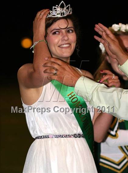Thumbnail 1 in St. Anthony vs. St. Monica photogallery.