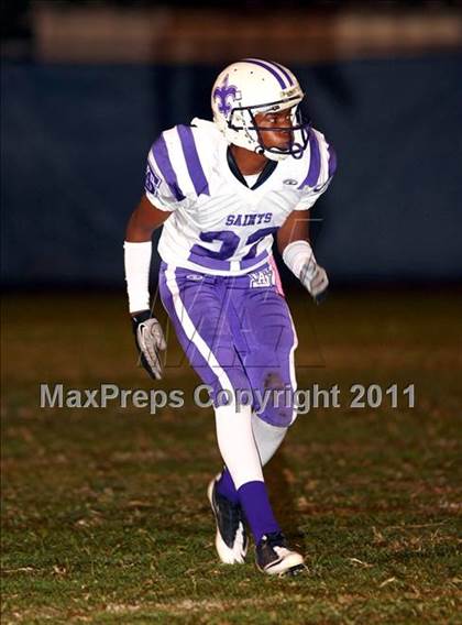 Thumbnail 3 in St. Anthony vs. St. Monica photogallery.