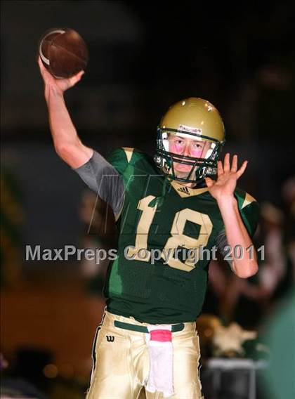 Thumbnail 1 in St. Anthony vs. St. Monica photogallery.
