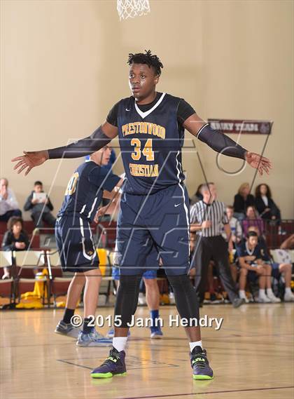 Thumbnail 3 in Prestonwood Christian @ Capital Christian (MaxPreps Holiday Classic) photogallery.