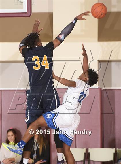 Thumbnail 2 in Prestonwood Christian @ Capital Christian (MaxPreps Holiday Classic) photogallery.