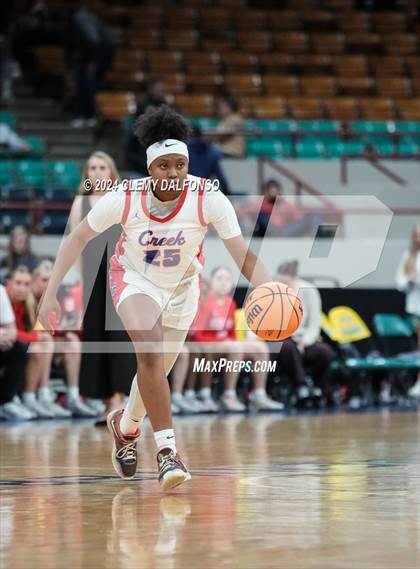 Thumbnail 2 in Regis Jesuit vs Cherry Creek (CHSAA 6A Great 8) photogallery.