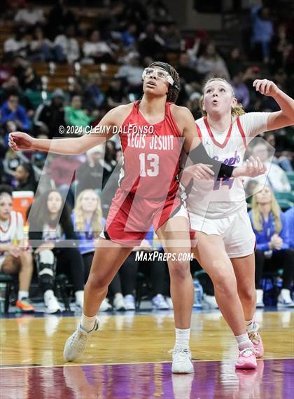 Thumbnail 1 in Regis Jesuit vs Cherry Creek (CHSAA 6A Great 8) photogallery.