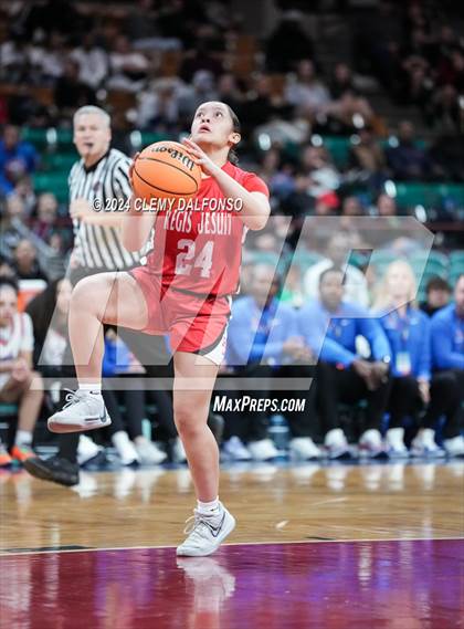 Thumbnail 2 in Regis Jesuit vs Cherry Creek (CHSAA 6A Great 8) photogallery.
