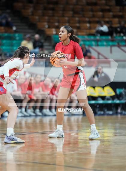 Thumbnail 1 in Regis Jesuit vs Cherry Creek (CHSAA 6A Great 8) photogallery.