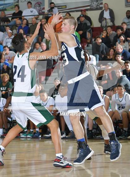Thumbnail 1 in Foothill vs. Chino Hills (Rancho Mirage Holiday Invitational) photogallery.