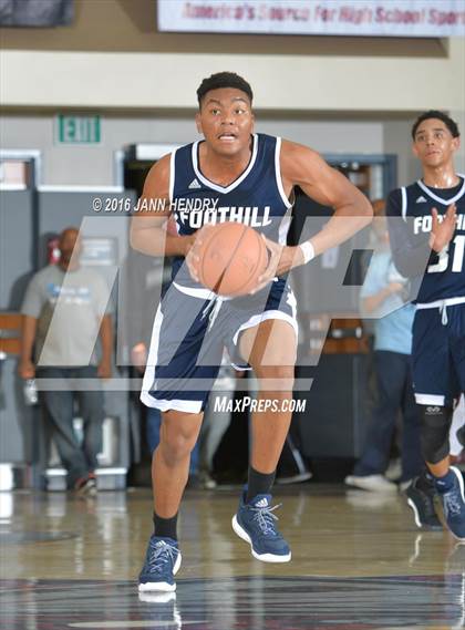 Thumbnail 1 in Foothill vs. Chino Hills (Rancho Mirage Holiday Invitational) photogallery.