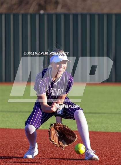 Thumbnail 3 in North Forney vs Mt Vernon (McKinney Tournament) photogallery.