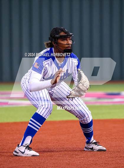 Thumbnail 3 in North Forney vs Mt Vernon (McKinney Tournament) photogallery.