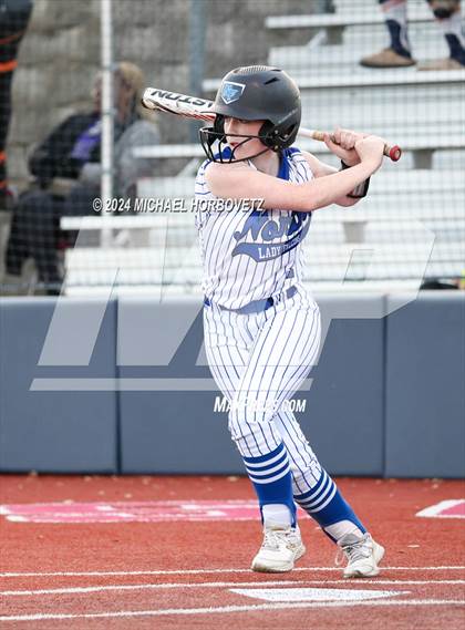 Thumbnail 1 in North Forney vs Mt Vernon (McKinney Tournament) photogallery.