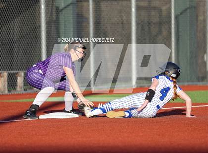 Thumbnail 3 in North Forney vs Mt Vernon (McKinney Tournament) photogallery.