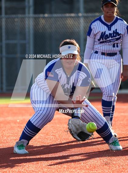Thumbnail 2 in North Forney vs Mt Vernon (McKinney Tournament) photogallery.