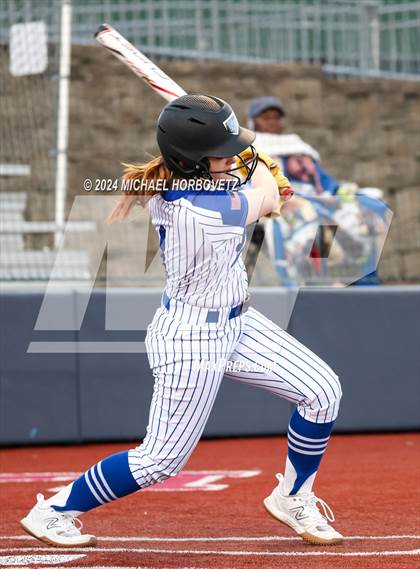 Thumbnail 3 in North Forney vs Mt Vernon (McKinney Tournament) photogallery.
