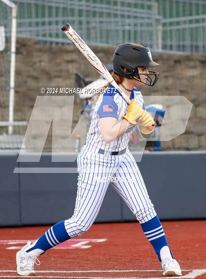 Thumbnail 1 in North Forney vs Mt Vernon (McKinney Tournament) photogallery.