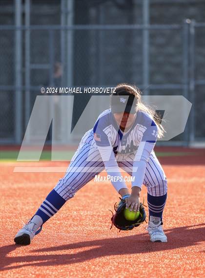 Thumbnail 3 in North Forney vs Mt Vernon (McKinney Tournament) photogallery.