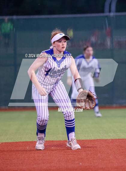 Thumbnail 1 in North Forney vs Mt Vernon (McKinney Tournament) photogallery.