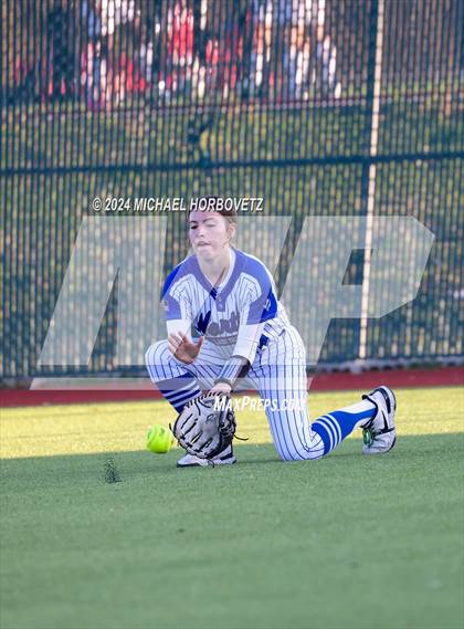 Thumbnail 2 in North Forney vs Mt Vernon (McKinney Tournament) photogallery.